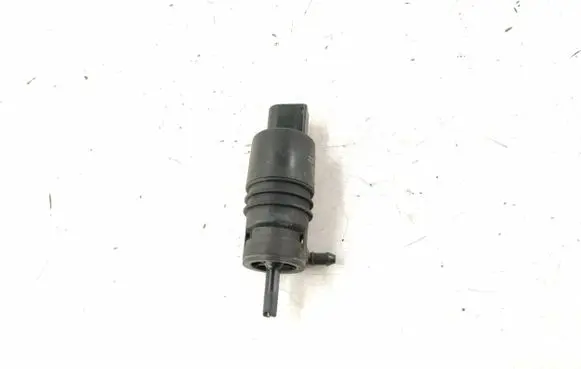 Mercedes-Benz S W221 Windshield washer spray nozzle 2218690121 2108690921