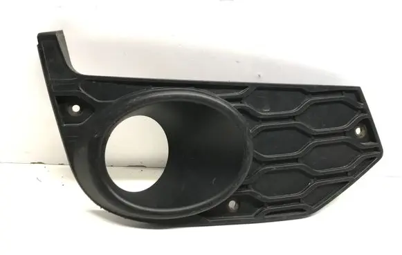 Iveco Daily 6th gen Front fog light trim/grill 5801562215 5801529858