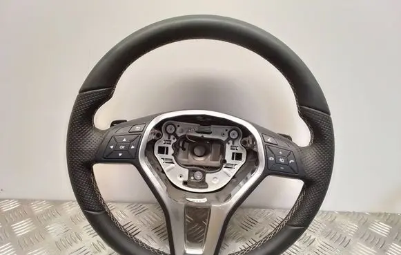 Mercedes-Benz CLA C117 X117 W117 Steering wheel A2184602018