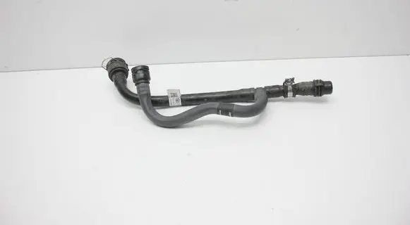 Land Rover Range Rover Sport L461 Engine coolant pipe/hose M8E218B402AD