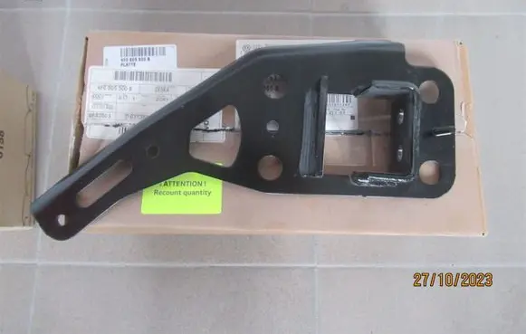 Audi A6 S6 C6 4F Radiator support slam panel bracket 4F0805500