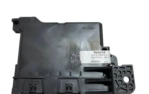 Toyota Auris E180 Climate control unit 8865002K40 MB2774004200