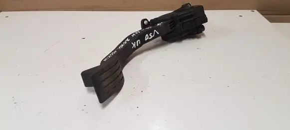 Volvo V50 Accelerator throttle pedal 6PV00864103