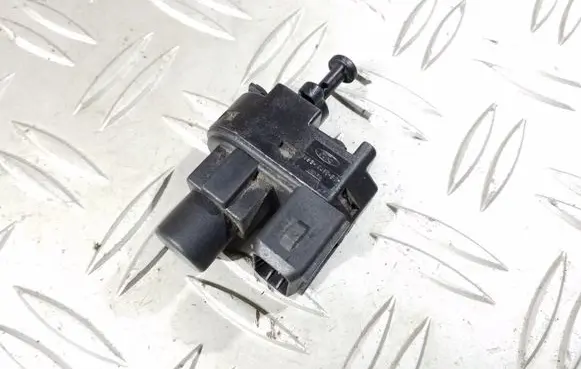 Ford Mondeo MK II Brake pedal sensor switch 93BB13480BC