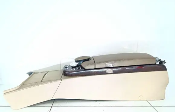 Mercedes-Benz S W221 Center console A2218700351 T0023482 P0107480