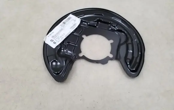 Mercedes-Benz GLA H247 Rear brake disc plate dust cover A2474230220