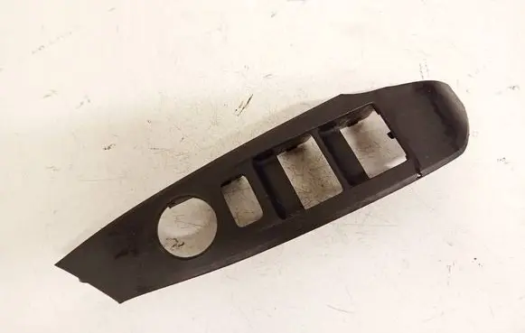Ford Focus Electric window control switch ghp9684l6 k4057