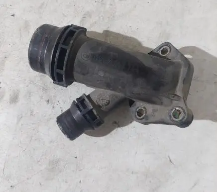 BMW 5 E39 Engine coolant pipe/hose 11122247744