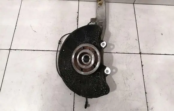 Mercedes-Benz GLS X166 Front wheel hub spindle knuckle A1663300920
