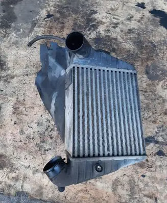 Audi A6 S6 C4 4A Intercooler radiator 4A0145805K 4A0117339H