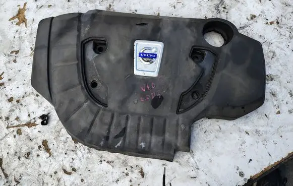 Volvo V40 Engine cover (trim) 