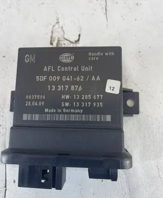 Opel Insignia A Light module LCM 13317876 13285677 13317935