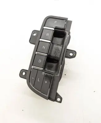 Chevrolet Tahoe Gear shift switch/knob 86772952