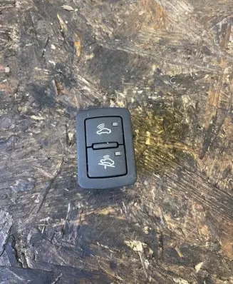 Audi A3 S3 A3 Sportback 8P Alarm switch 8P0962109