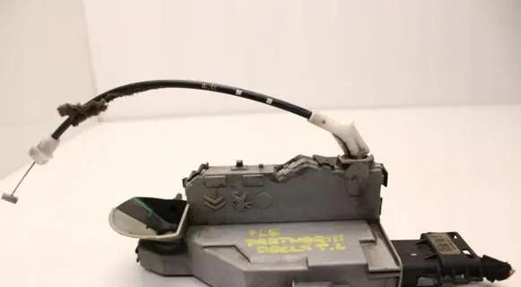 Peugeot Partner Rear door lock 