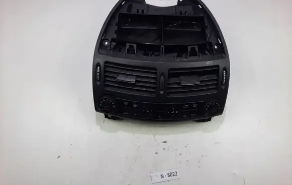 Mercedes-Benz E W211 Climate control unit 2118300085