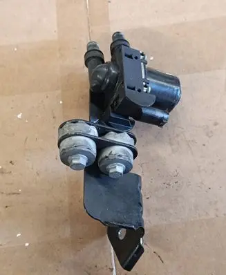 Coolant heater control valve
