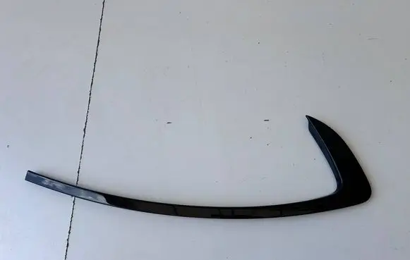 BMW 2 G42 Rear door glass trim molding 7482864
