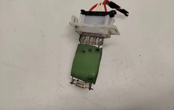 Mercedes-Benz Vaneo W414 Heater blower motor/fan resistor