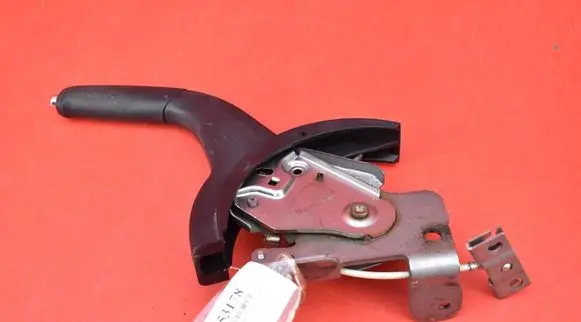 Handbrake/parking brake lever assembly