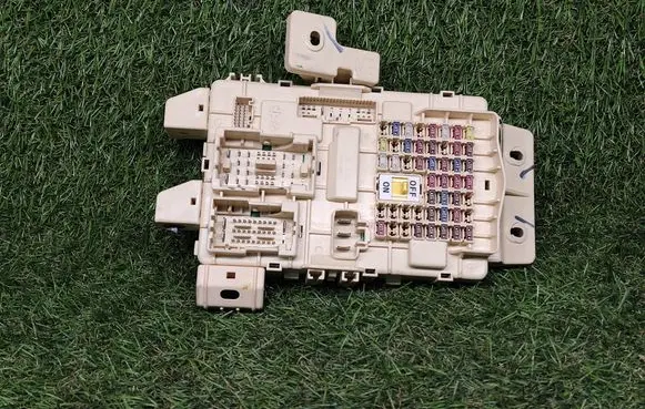 KIA Soul Power management control unit 91950B2551