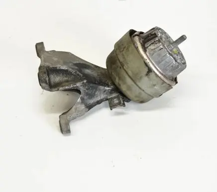 Audi A6 S6 C6 4F Engine mount bracket