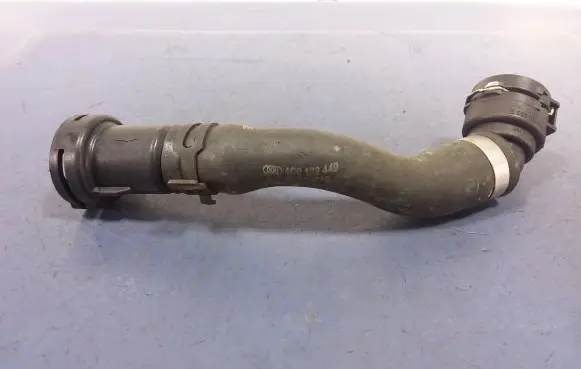 Audi A7 S7 4G Engine coolant pipe/hose 4G0122449