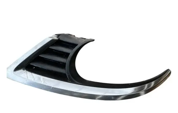 Under headlight/headlamp trim