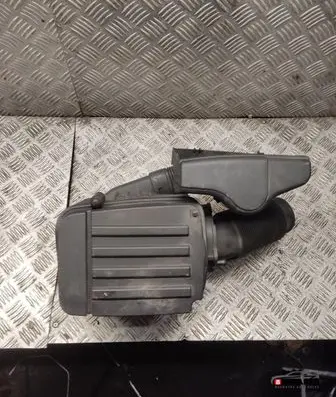 Volkswagen Golf VI Air filter box 1k0129601ck