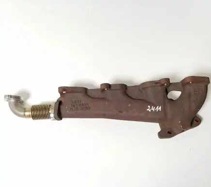 Infiniti Q70 Y51 Exhaust manifold A6511420001