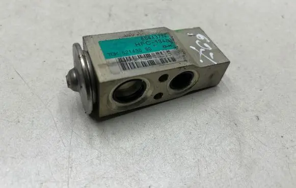 Peugeot 607 Air conditioning (A/C) expansion valve 654437N HFC134A 521430905