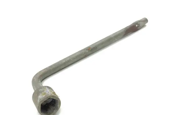 Nissan 350Z Wheel nut wrench 