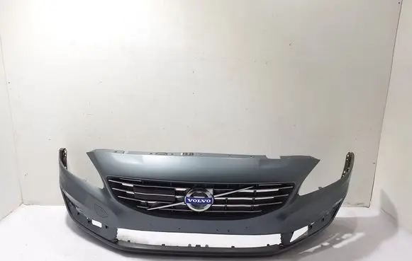 Volvo V60 Front bumper 31323831