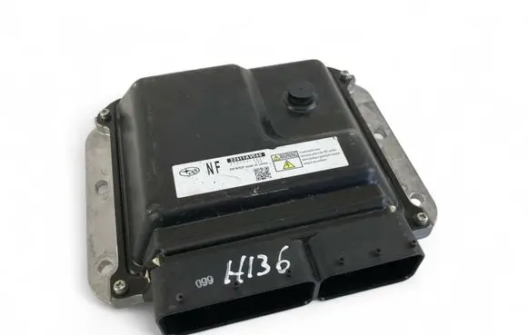 Subaru Outback Engine control unit/module ECU 22611AV560