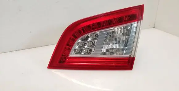 Peugeot 508 Tailgate rear/tail lights 9686780680