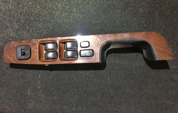 Hyundai Sonata Electric window control switch 021w10030
