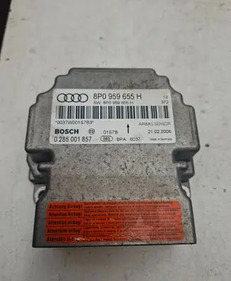 Audi A3 S3 8P Airbag control unit/module 8P0959655H 0285001857