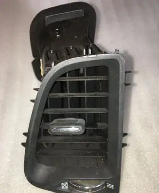 Dash center air vent grill
