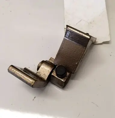 Porsche Macan (95B) Rear door lower hinge 4G0831401D