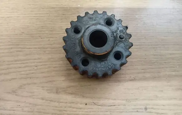 Volkswagen II LT Crankshaft gear 03E105263