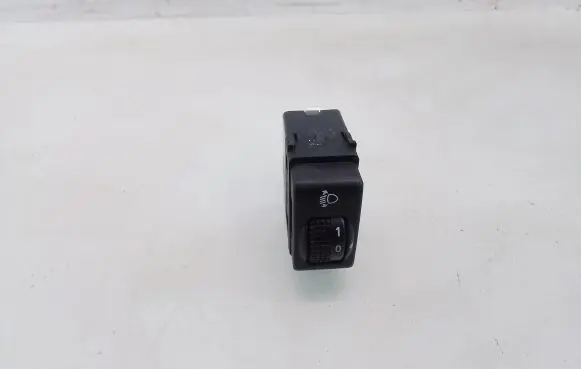 Nissan X-Trail T30 Headlight level height control switch