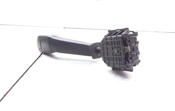 BMW 5 E39 Indicator stalk 8352172 01100410