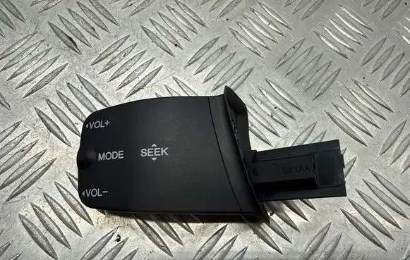 Ford C-MAX I Multifunctional control switch/knob 758710