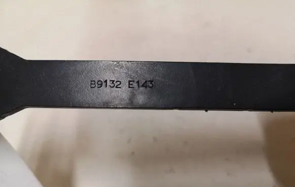 Peugeot 307 Front seatbelt buckle