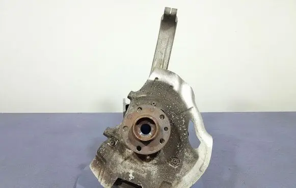 Alfa Romeo Stelvio Front wheel hub spindle knuckle 00505415540