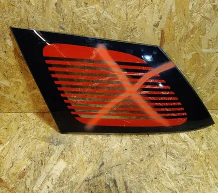 Citroen C3 Aircross Side middle window/glass 000207589 D0W5026 000045108