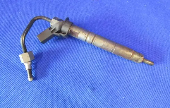 Mercedes-Benz E W211 Fuel injector A6420700587 0445115 051019