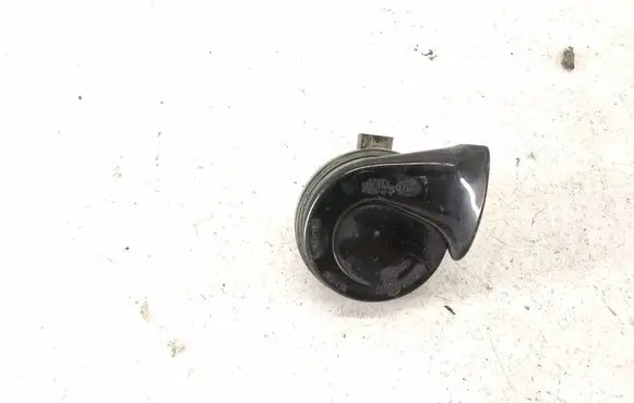 Volkswagen Touareg I Horn signal E1000209