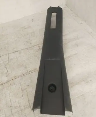 Iveco Daily 4th gen (B) pillar trim (top) C69437
