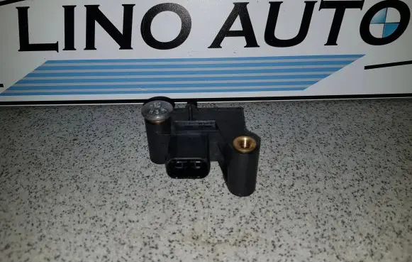 BMW 5 E60 E61 Airbag deployment crash/impact sensor 6977398